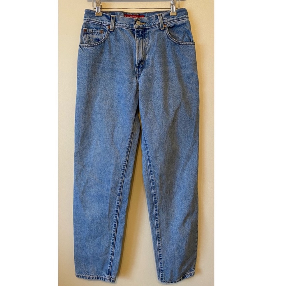 Levi’s Classic Relaxed 550 Blue Denim Jeans